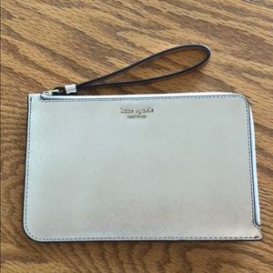 Kate Spade Medium Wristlet